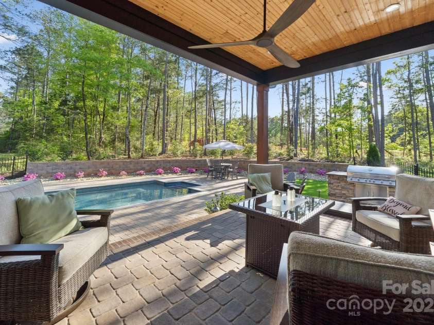 425 North Corner Road, Lancaster, SC 29720.  MLS# CAR4251122, YatesRealty ID 24155. 