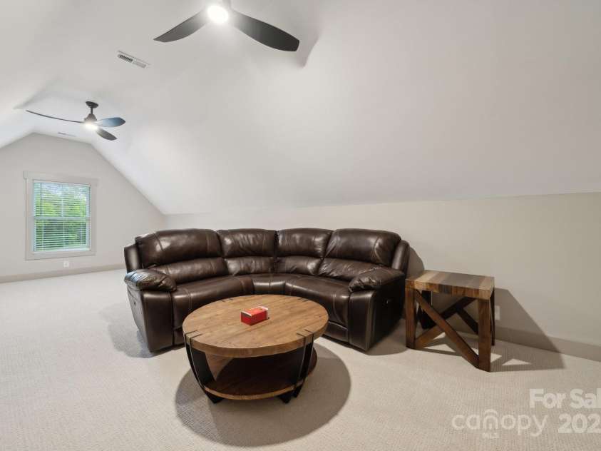 425 North Corner Road, Lancaster, SC 29720.  MLS# CAR4251122, YatesRealty ID 24155. Bonus Room