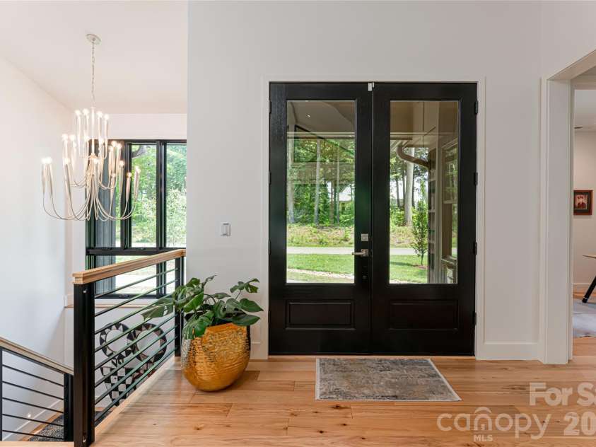 27 Tommy Ray Ridge, Weaverville, NC 28787.  MLS# CAR4378532, YatesRealty ID 24156. 
