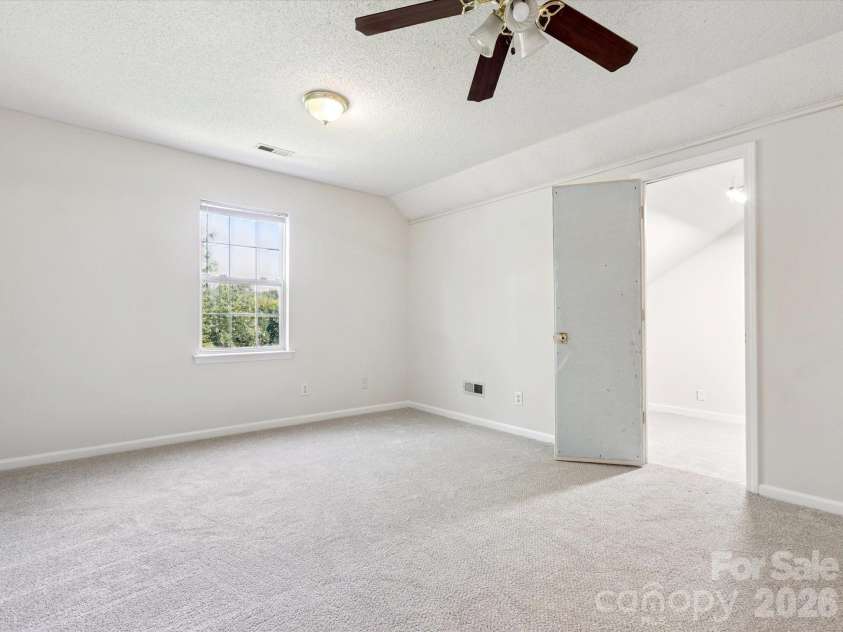 411 Carlisle Drive, Indian Trail, NC 28079.  MLS# CAR4271998, YatesRealty ID 24156. Bonus Room or Bedroom 4