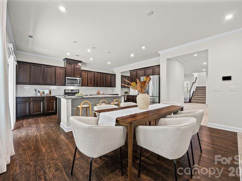 4523 Collingham Drive, Charlotte, NC 28273.  MLS# CAR4403738, YatesRealty ID 24157. 