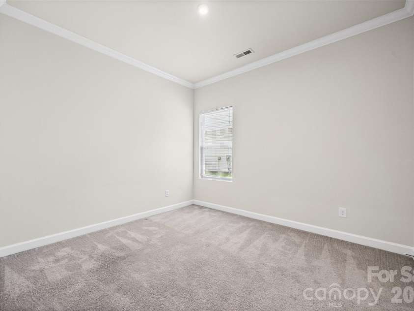 4523 Collingham Drive, Charlotte, NC 28273.  MLS# CAR4403738, YatesRealty ID 24157. 