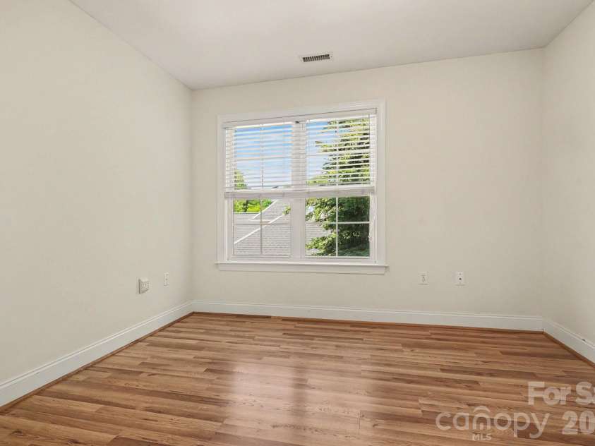 14 Halyn Lane, Arden, NC 28704.  MLS# CAR4383832, YatesRealty ID 24158. 