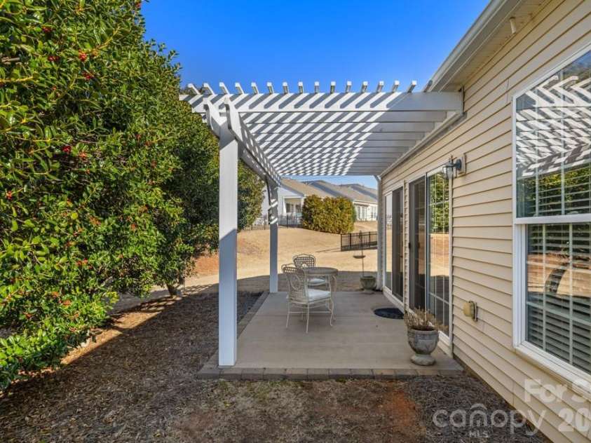 17412 Hawks View Drive, Indian Land, SC 29707.  MLS# CAR4350344, YatesRealty ID 2416. 