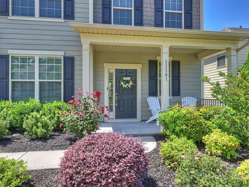 11101 Crane Creek Drive, Charlotte, NC 28278.  MLS# CAR4258259, YatesRealty ID 24160. 