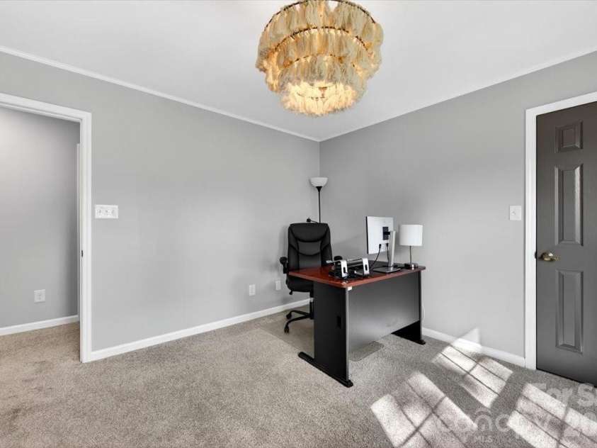 9011 Warbler Court, Charlotte, NC 28210.  MLS# CAR4363088, YatesRealty ID 24160. 