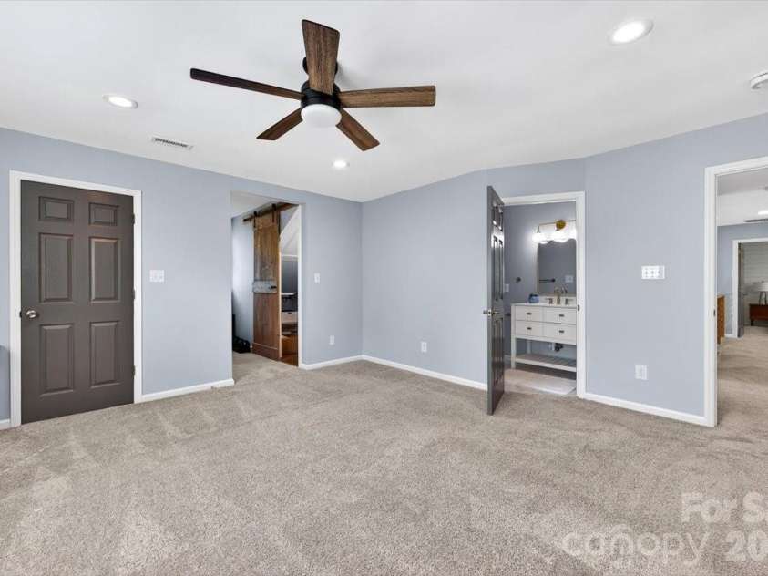 9011 Warbler Court, Charlotte, NC 28210.  MLS# CAR4363088, YatesRealty ID 24160. 