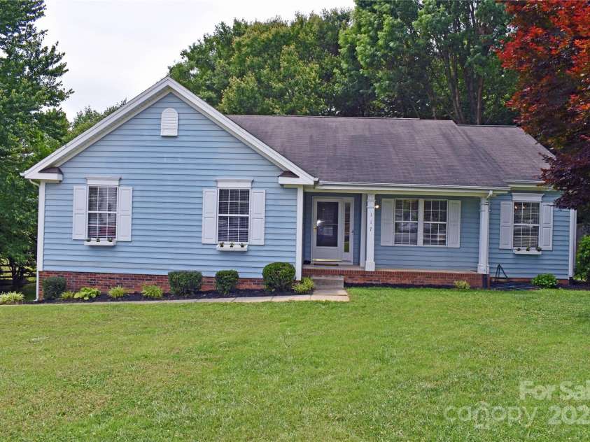 117 Blackberry Lane, Mooresville, NC 28117.  MLS# CAR4258834, YatesRealty ID 24161. 