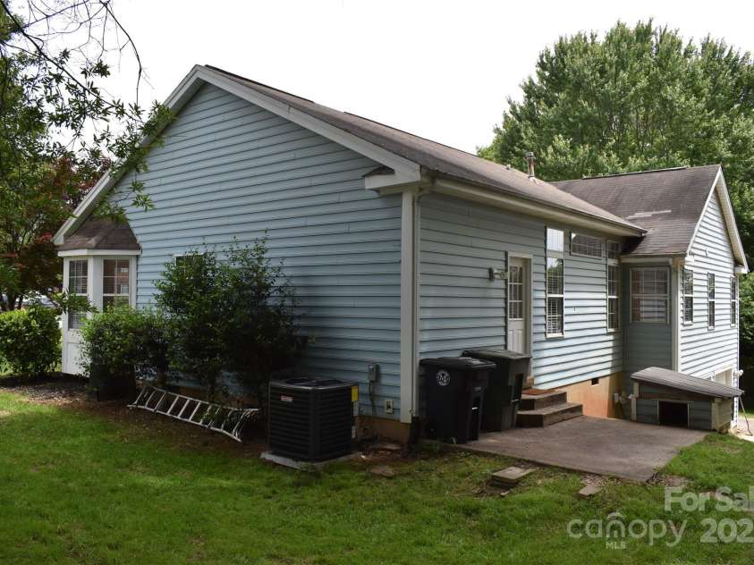 117 Blackberry Lane, Mooresville, NC 28117.  MLS# CAR4258834, YatesRealty ID 24161. 
