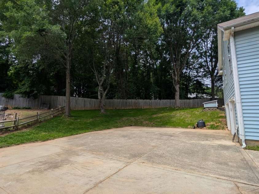 117 Blackberry Lane, Mooresville, NC 28117.  MLS# CAR4258834, YatesRealty ID 24161. 