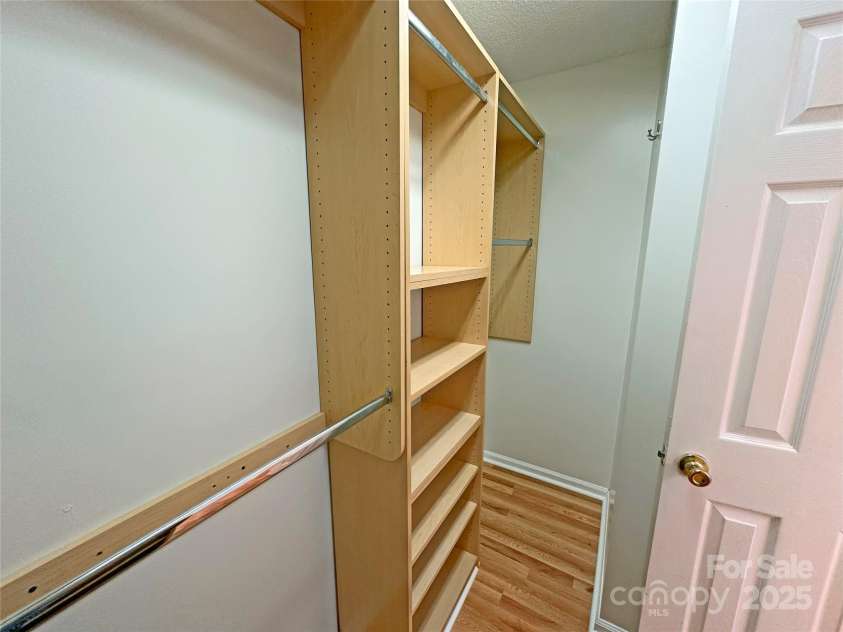 117 Blackberry Lane, Mooresville, NC 28117.  MLS# CAR4258834, YatesRealty ID 24161. Walk in closet