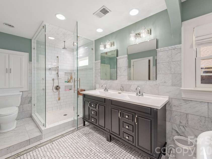 2601 5th Street, Charlotte, NC 28204.  MLS# CAR4382589, YatesRealty ID 24161. 