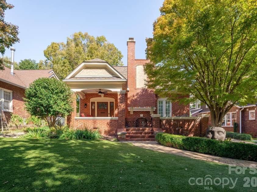 2601 5th Street, Charlotte, NC 28204.  MLS# CAR4382589, YatesRealty ID 24161. 