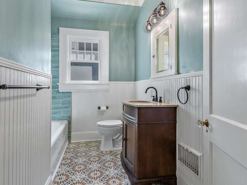 2601 5th Street, Charlotte, NC 28204.  MLS# CAR4382589, YatesRealty ID 24161. 