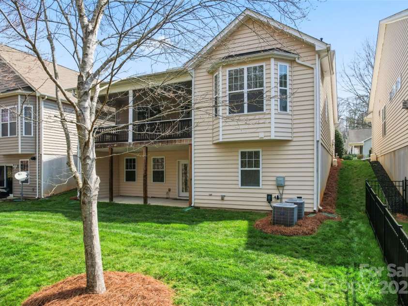 3104 Streamhaven Drive, Indian Land, SC 29707.  MLS# CAR4234401, YatesRealty ID 24162. 
