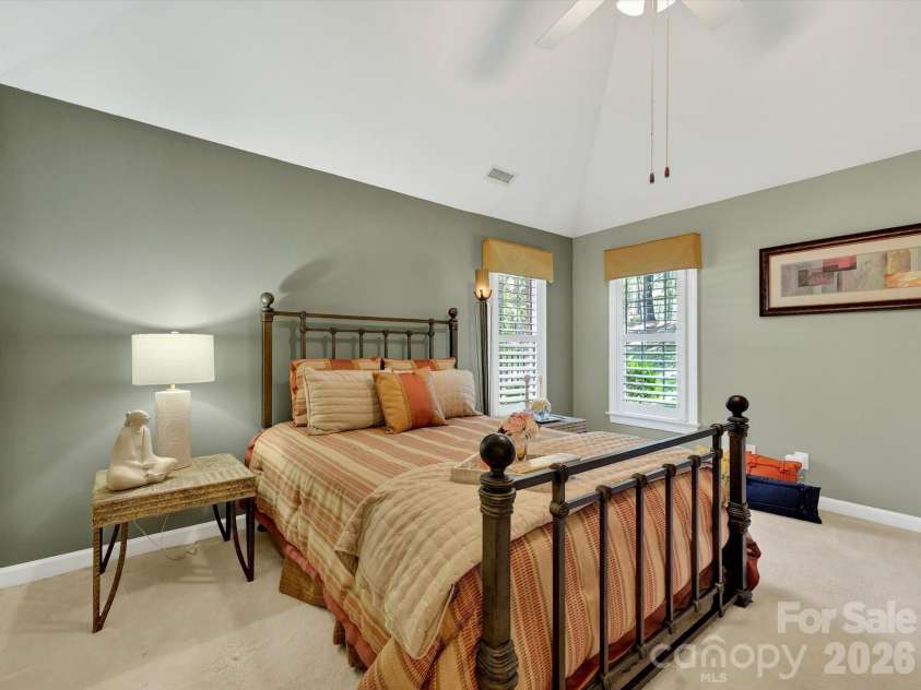 7444 Hurstbourne Green Drive, Charlotte, NC 28277.  MLS# CAR4382957, YatesRealty ID 24162. 