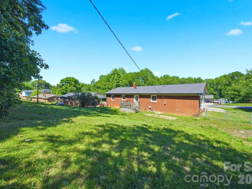 207 Starview Lane, Dallas, NC 28034.  MLS# CAR4381251, YatesRealty ID 24164. Back of house