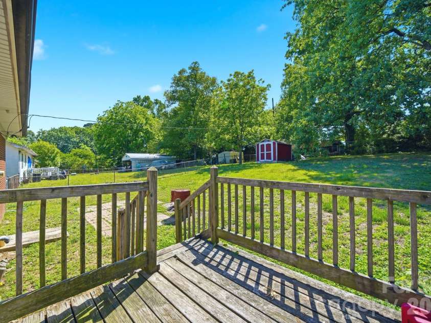 207 Starview Lane, Dallas, NC 28034.  MLS# CAR4381251, YatesRealty ID 24164. Rear deck