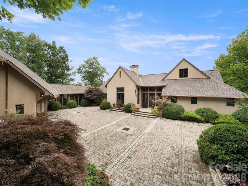1929 Tree View Trail, Arden, NC 28704.  MLS# CAR4380679, YatesRealty ID 24165. 