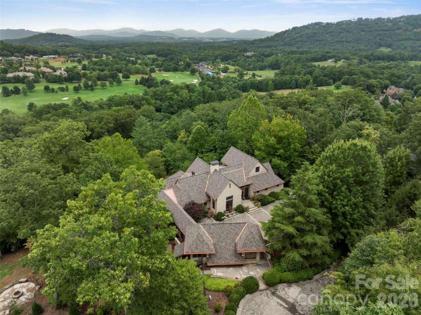 1929 Tree View Trail, Arden, NC 28704.  MLS# CAR4380679, YatesRealty ID 24165. 