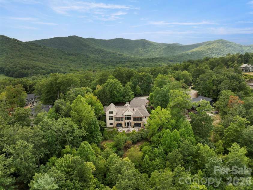 1929 Tree View Trail, Arden, NC 28704.  MLS# CAR4380679, YatesRealty ID 24165. 
