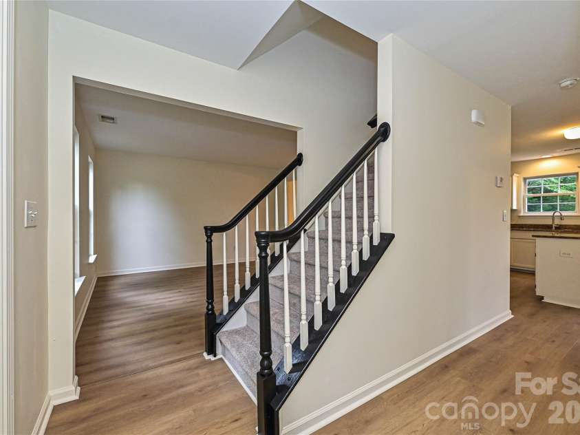 9820 Aaronda Court, Charlotte, NC 28213.  MLS# CAR4381688, YatesRealty ID 24166. 
