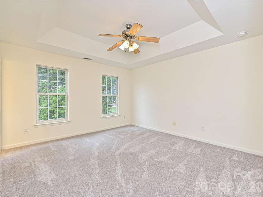 9820 Aaronda Court, Charlotte, NC 28213.  MLS# CAR4381688, YatesRealty ID 24166. 