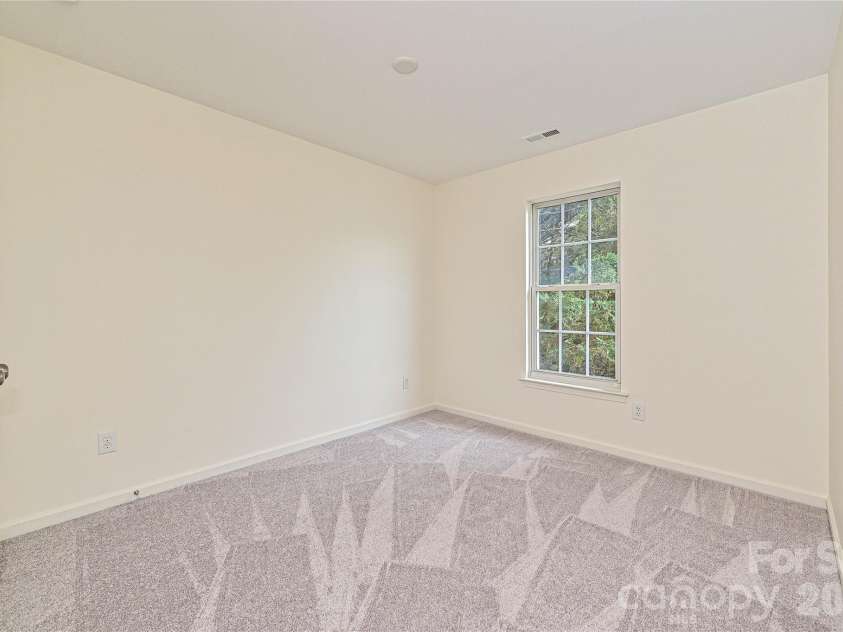 9820 Aaronda Court, Charlotte, NC 28213.  MLS# CAR4381688, YatesRealty ID 24166. 
