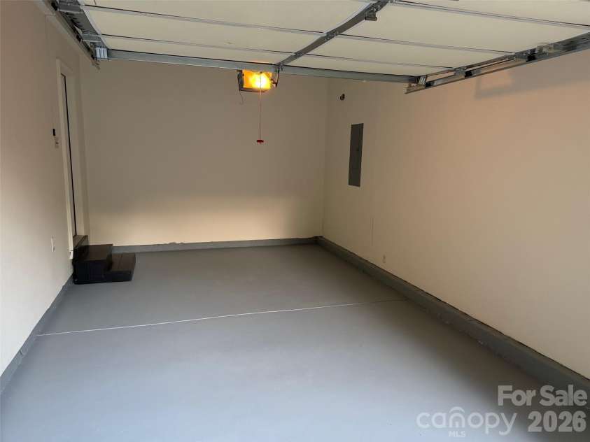 9820 Aaronda Court, Charlotte, NC 28213.  MLS# CAR4381688, YatesRealty ID 24166. 