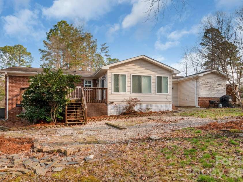 127 Possum Road, Mount Gilead, NC 27306.  MLS# CAR4354159, YatesRealty ID 24167. 
