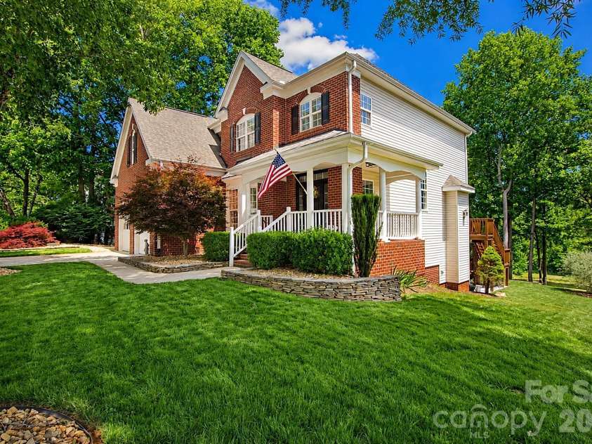 1378 Valhalla Drive, Denver, NC 28037.  MLS# CAR4346551, YatesRealty ID 24168. Large spacious yard 