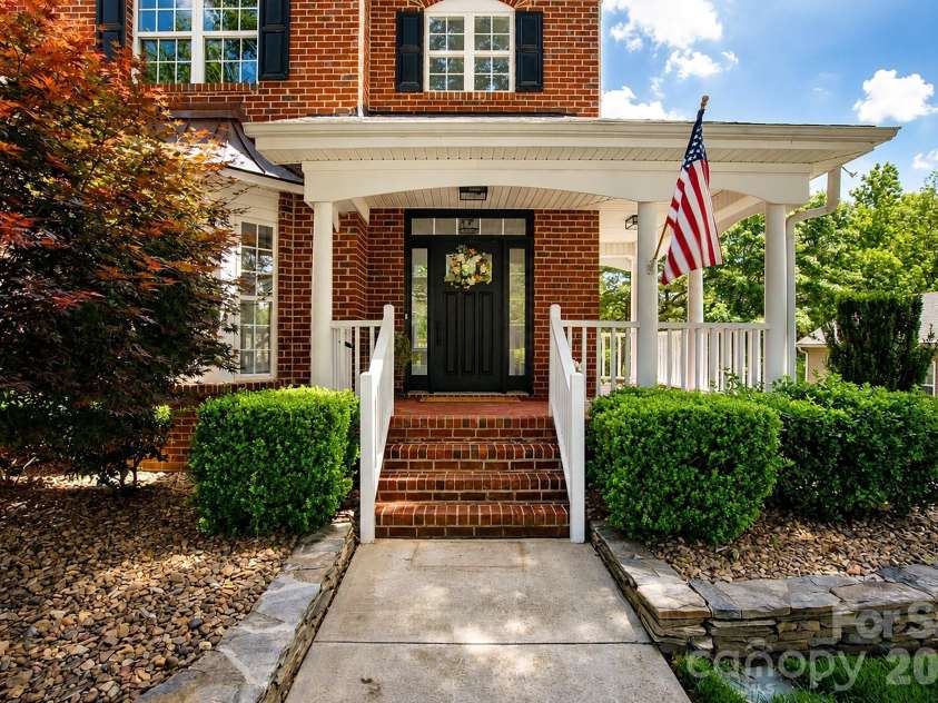 1378 Valhalla Drive, Denver, NC 28037.  MLS# CAR4346551, YatesRealty ID 24168. Porch