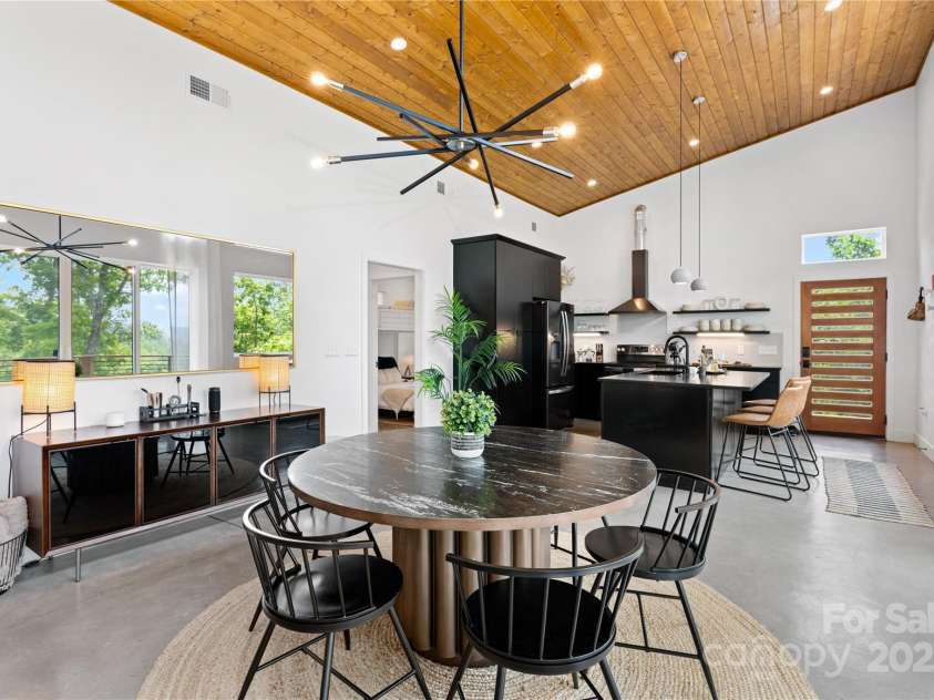 7 & 9 Big Rocky Top Drive, Weaverville, NC 28787.  MLS# CAR4260430, YatesRealty ID 24168. 7 Rocky Top - Dining Area