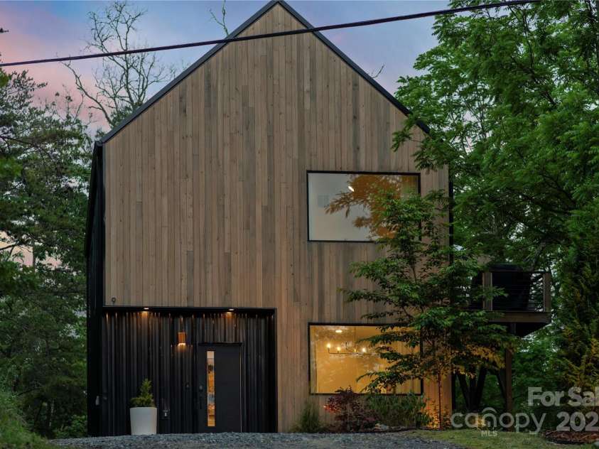 7 & 9 Big Rocky Top Drive, Weaverville, NC 28787.  MLS# CAR4260430, YatesRealty ID 24168. 9 Big Rocky Top