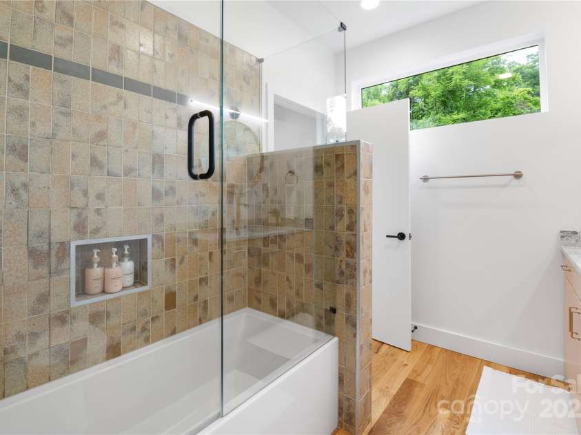 7 & 9 Big Rocky Top Drive, Weaverville, NC 28787.  MLS# CAR4260430, YatesRealty ID 24168. 9 Big Rocky Top - Primary bath upper level