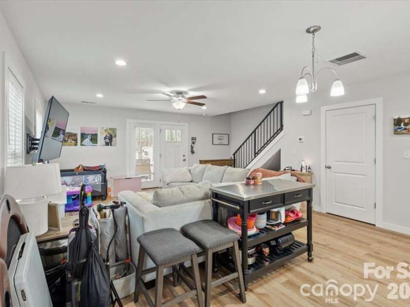 305 Wingate Court, Shelby, NC 28152.  MLS# CAR4371452, YatesRealty ID 24169. 