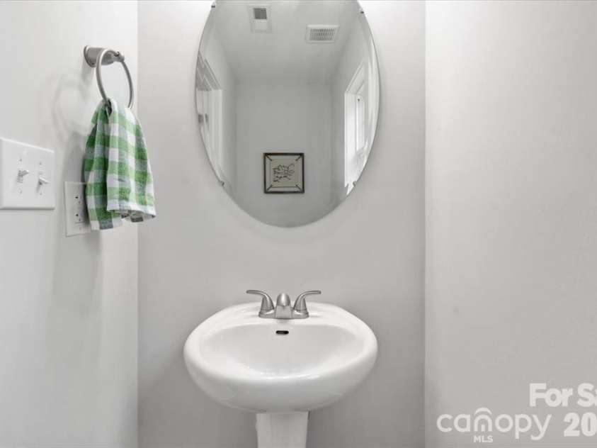 305 Wingate Court, Shelby, NC 28152.  MLS# CAR4371452, YatesRealty ID 24169. 