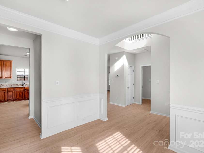 7027 Napton Court, Charlotte, NC 28213.  MLS# CAR4315072, YatesRealty ID 2417. 