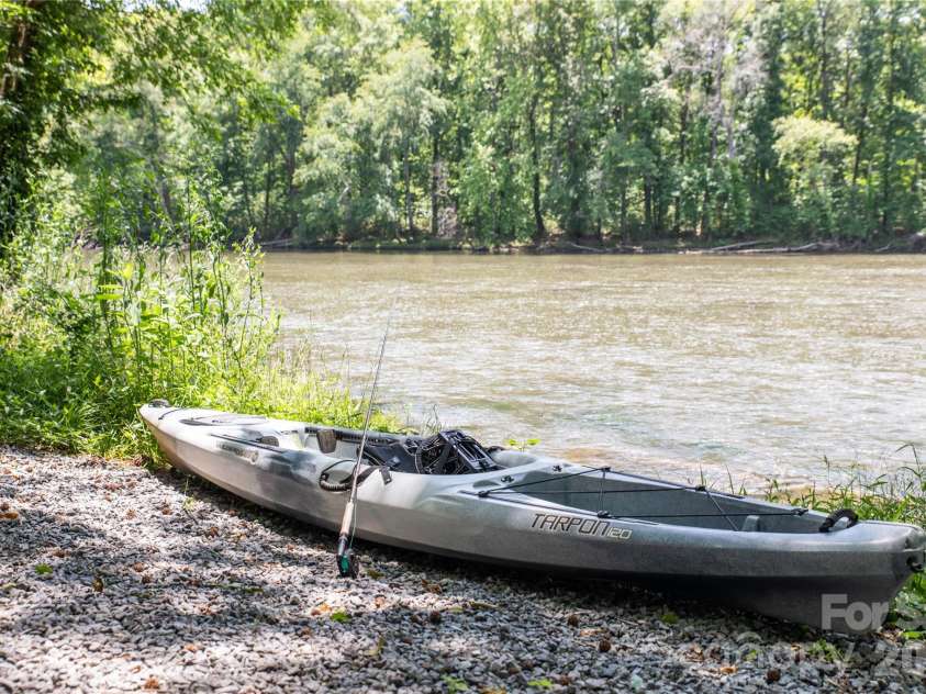 8031 Gulf Creek Road, Lancaster, SC 29720.  MLS# CAR4346761, YatesRealty ID 2417. Catawba River Access