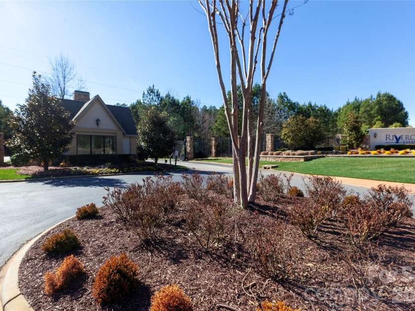 8031 Gulf Creek Road, Lancaster, SC 29720.  MLS# CAR4346761, YatesRealty ID 2417. Entrance