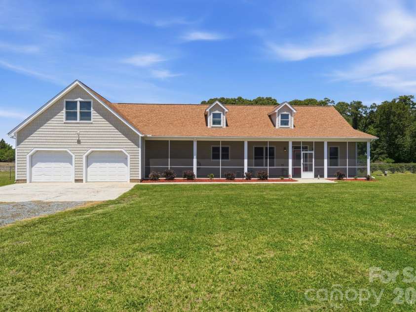 4415 Old Monroe Marshville Road, Wingate, NC 28174.  MLS# CAR4383340, YatesRealty ID 24170. 