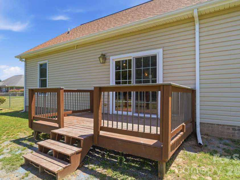 4415 Old Monroe Marshville Road, Wingate, NC 28174.  MLS# CAR4383340, YatesRealty ID 24170. 