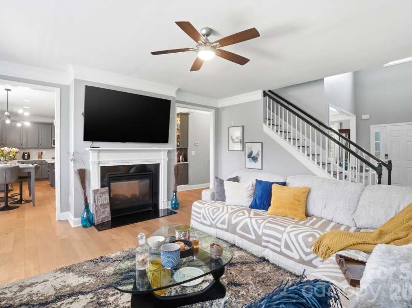5305 Radcliffe Drive, Waxhaw, NC 28173.  MLS# CAR4382149, YatesRealty ID 24171. 