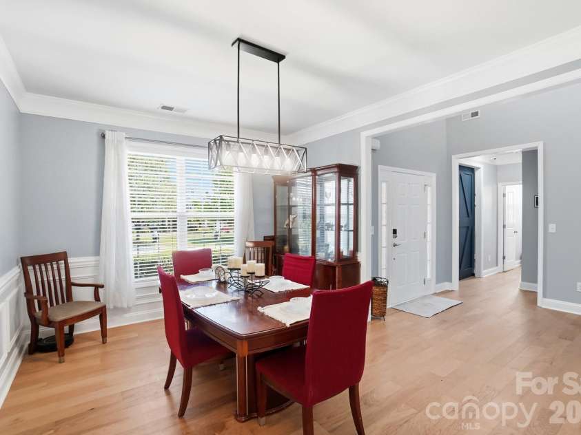 5305 Radcliffe Drive, Waxhaw, NC 28173.  MLS# CAR4382149, YatesRealty ID 24171. 