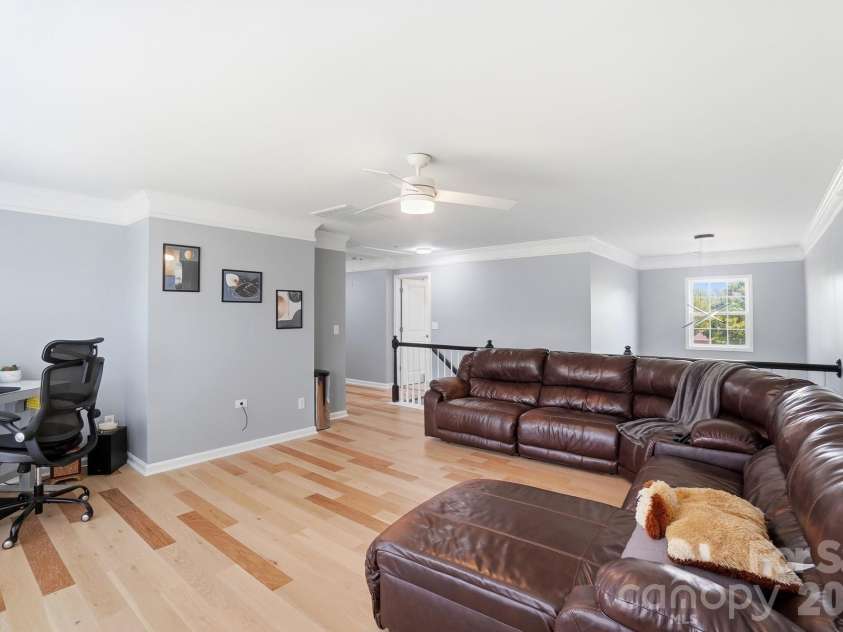 5305 Radcliffe Drive, Waxhaw, NC 28173.  MLS# CAR4382149, YatesRealty ID 24171. 