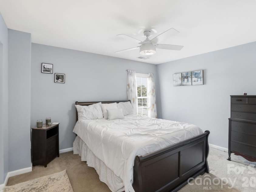 5305 Radcliffe Drive, Waxhaw, NC 28173.  MLS# CAR4382149, YatesRealty ID 24171. 