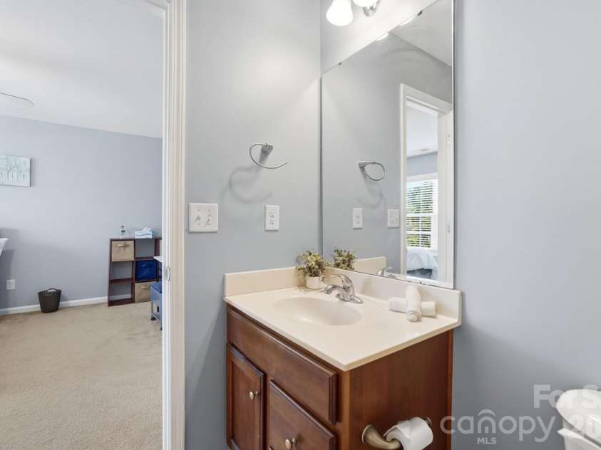 5305 Radcliffe Drive, Waxhaw, NC 28173.  MLS# CAR4382149, YatesRealty ID 24171. 