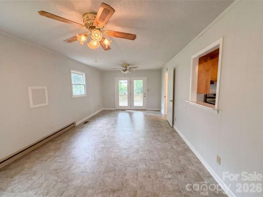 318 Mitchell Street, Belmont, NC 28012.  MLS# CAR4384963, YatesRealty ID 24172. 