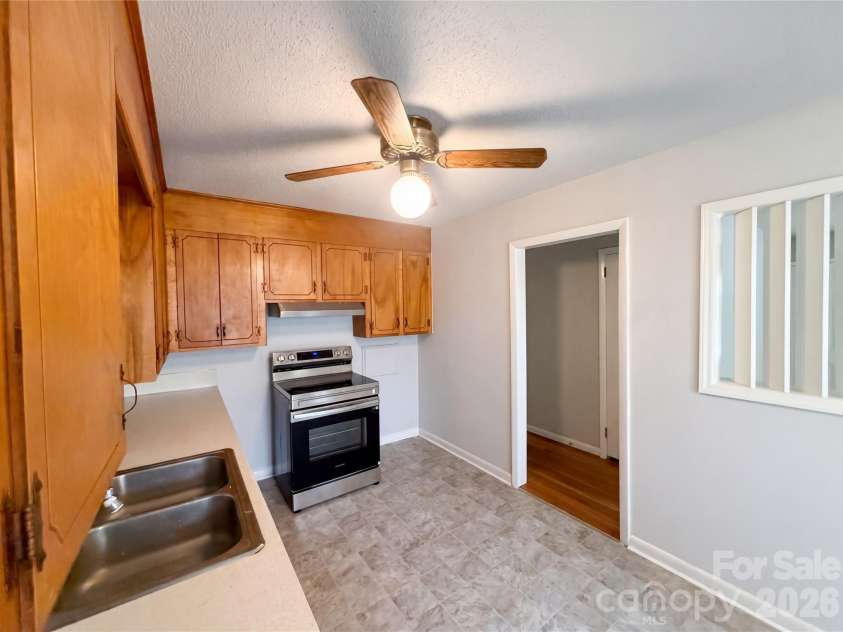 318 Mitchell Street, Belmont, NC 28012.  MLS# CAR4384963, YatesRealty ID 24172. 
