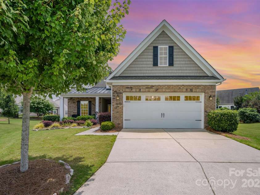 7015 Gracefield Lane, Fort Mill, SC 29707.  MLS# CAR4277442, YatesRealty ID 24172. 